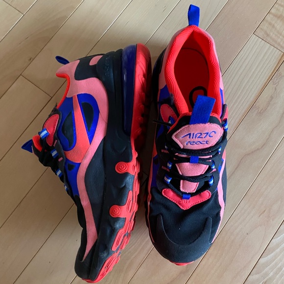 Nike React (6Y/38.5w) - Picture 2 of 5